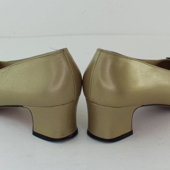 Salvatore Ferragamo Buckled Kitten Heel Pump (8 US) - Picture 6 of 9